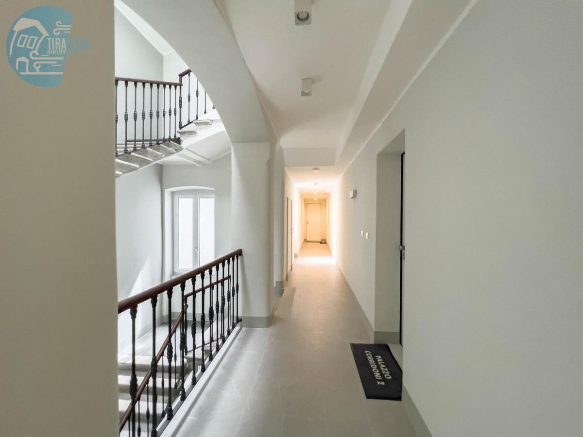Corridoni 3C Tirabora Short Rent Apartment ตรีเอสเต ภายนอก รูปภาพ