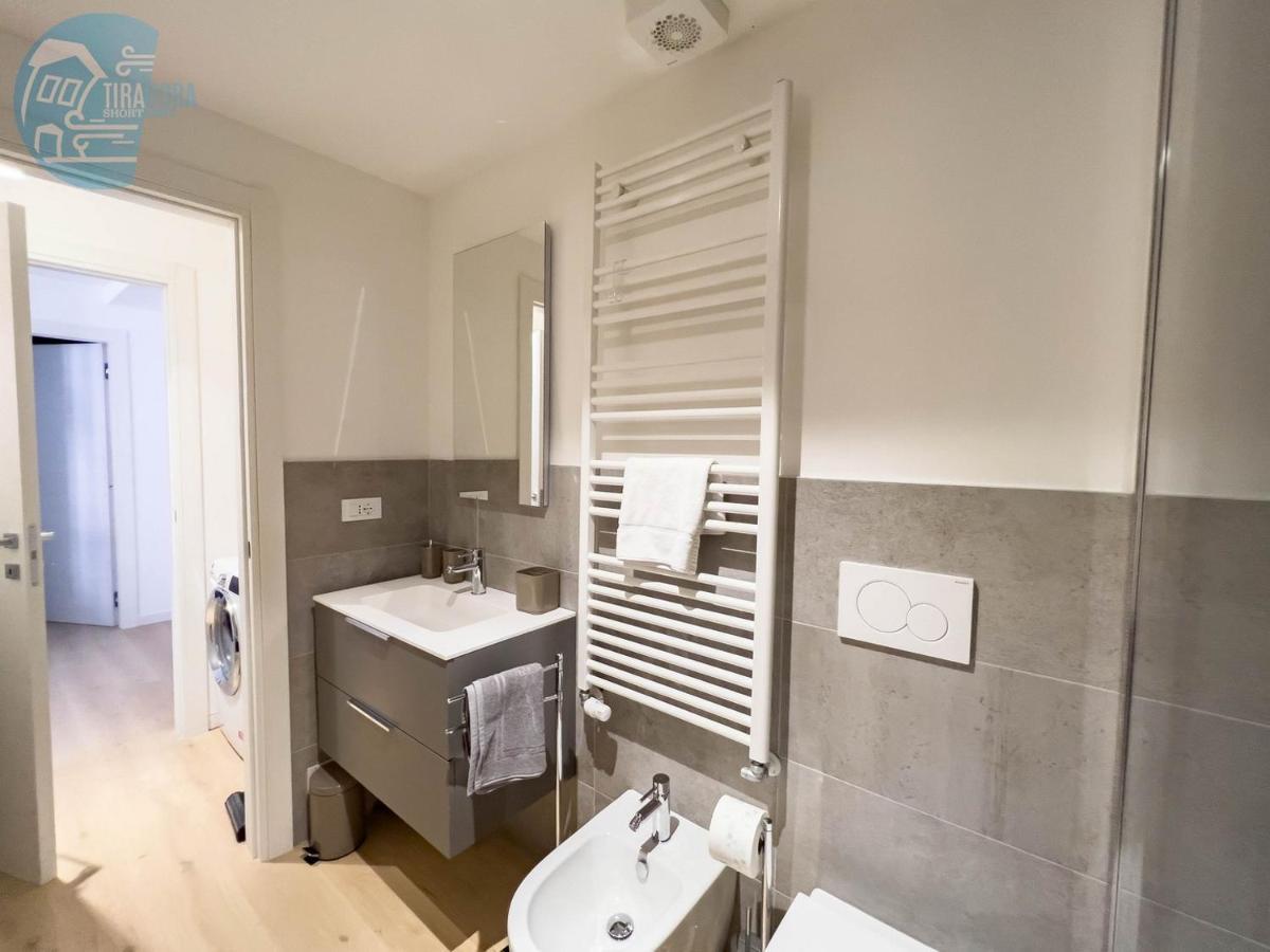 Corridoni 3C Tirabora Short Rent Apartment ตรีเอสเต ภายนอก รูปภาพ